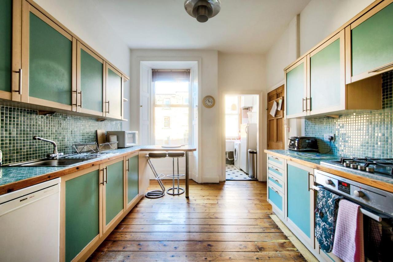 Guestready - Central & Comfortable 2Br Apartment Edinburgh Buitenkant foto